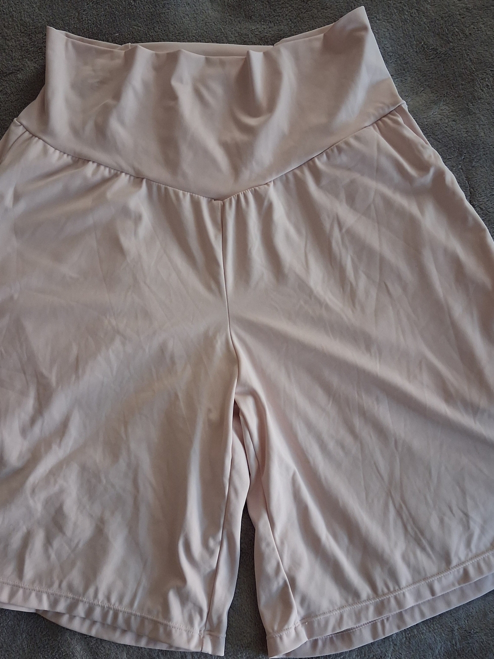 HALARA Light Pink High-Waist Women's Performance Shorts